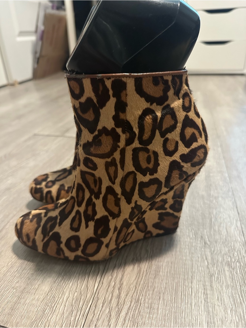 Sam Edelman Women's Wilma Leopard Print Calf Pony Hair Ankle Booties Sz 8M